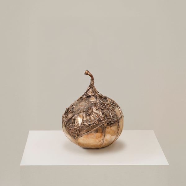 Sonia Gomes Lamparina I, 2025