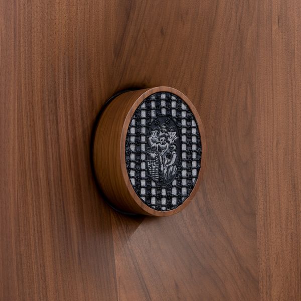 Button bean I, 2023