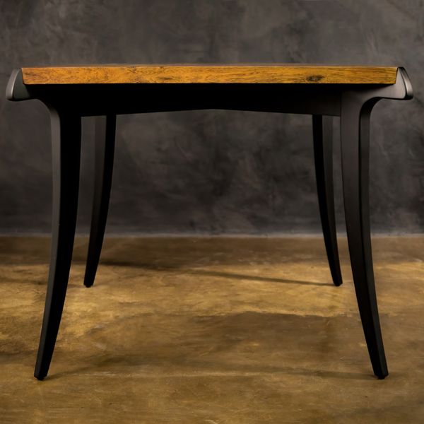 Uccello Desk