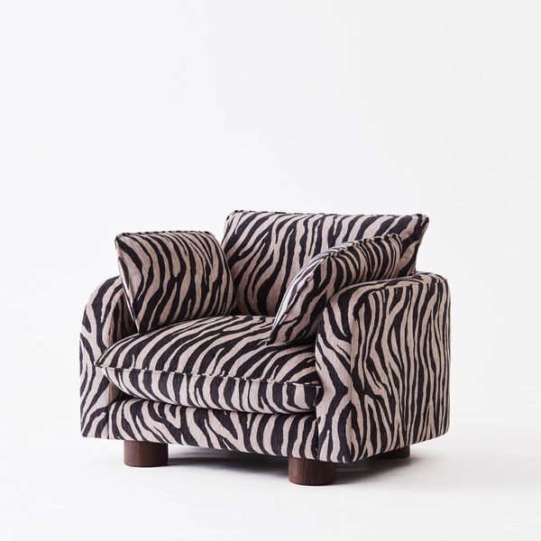 Miles Love Seat Zebra by Mer Arkitekter