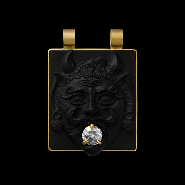 RAKSAKA PENDANT