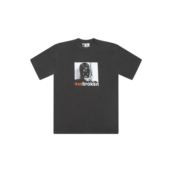 Nin Tee 