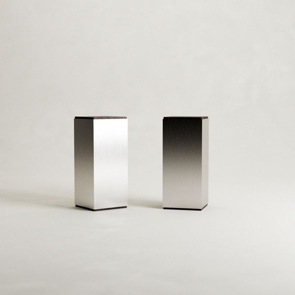 Fragua Plinth