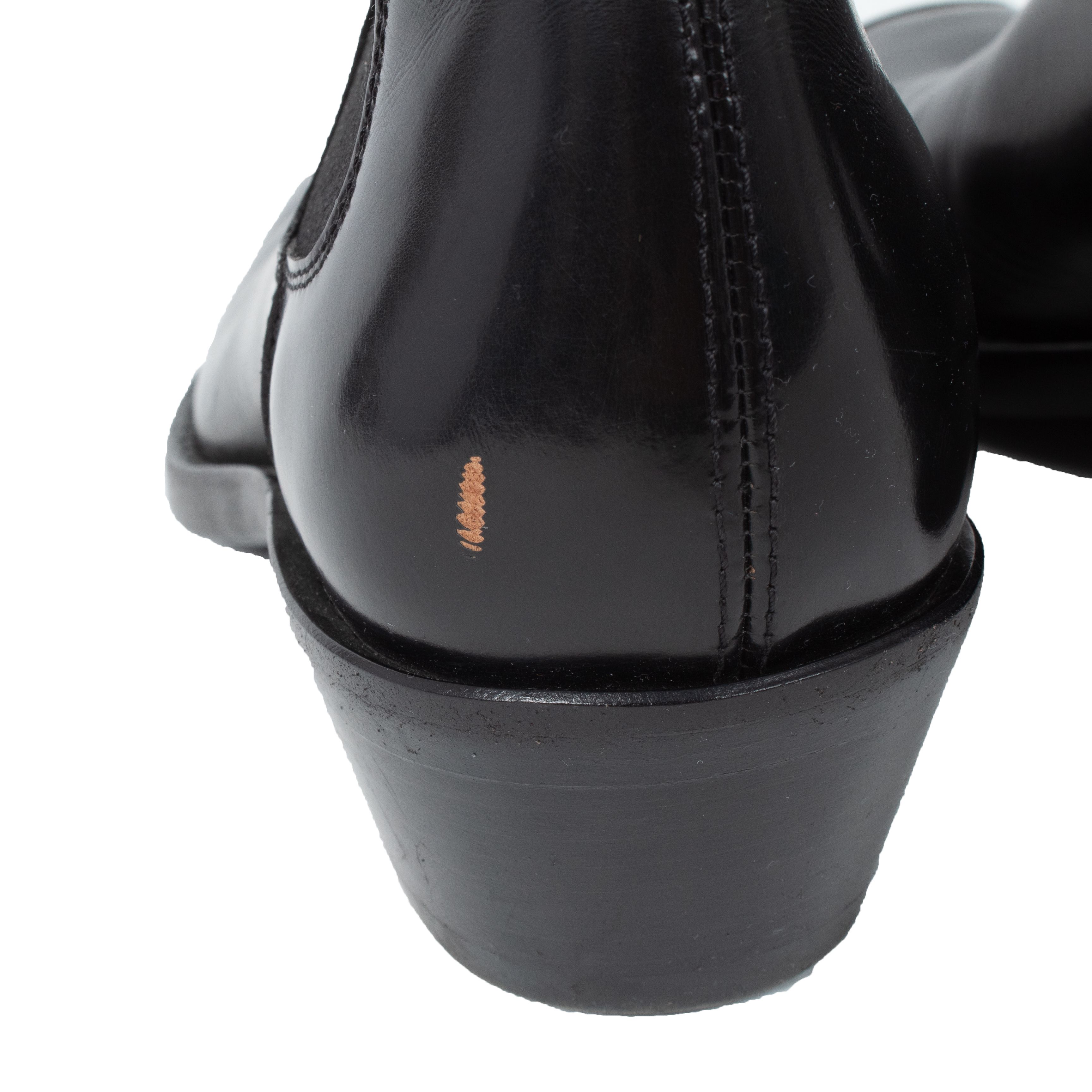 Calvin Klein logo-debossed leather ankle boots - Black