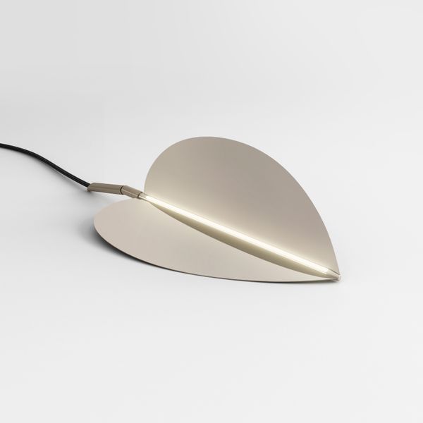 Aracea Table Lamp by Gupica
