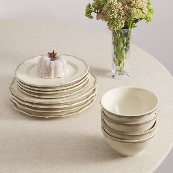 Sylvia 18 Piece Set with Cereal Bowl