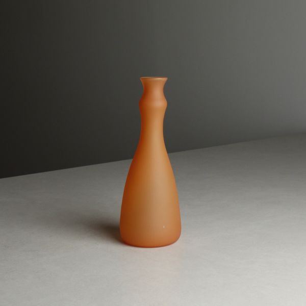 Medium Vase in Butternut