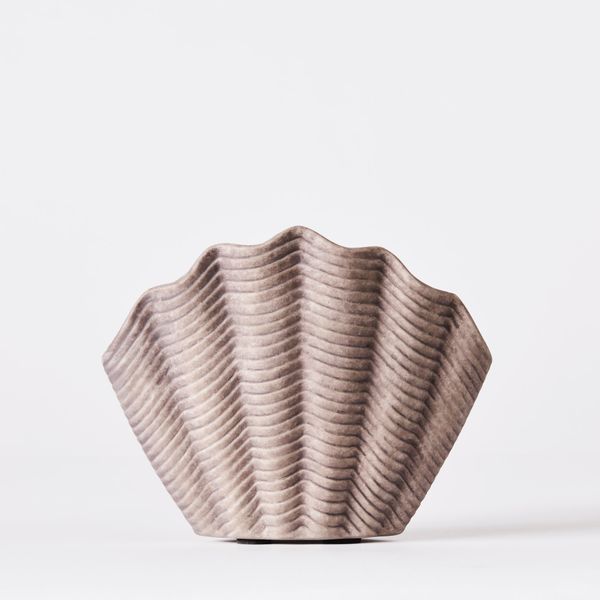 Concha Medium Vase by Edin Kjellvertz 