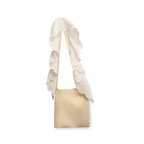 Everyday Bed Ruffle Tote