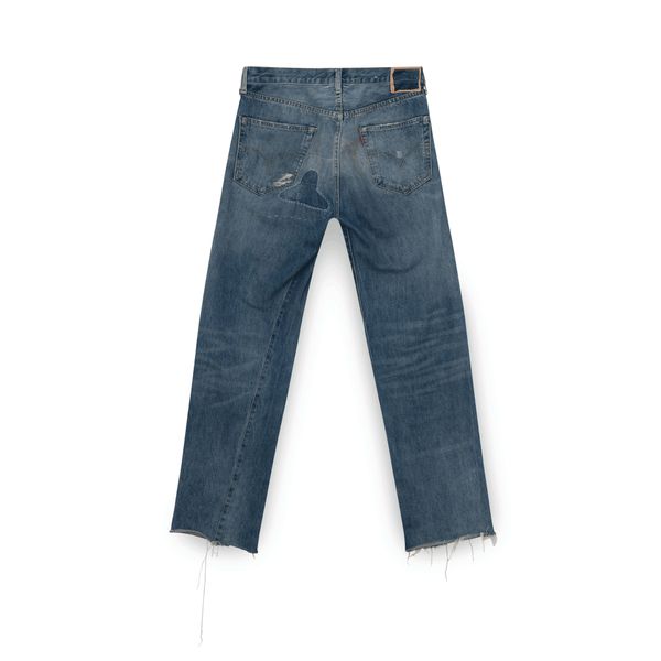 Levi's Straight Leg Distressed Jeans