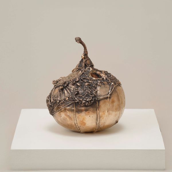 Sonia Gomes Lamparina II, 2025