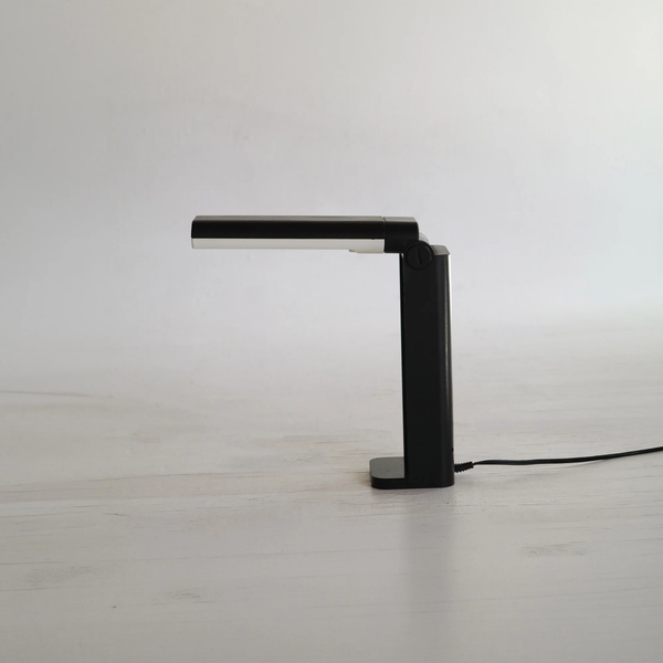 Fluorescent Desk Lamp
