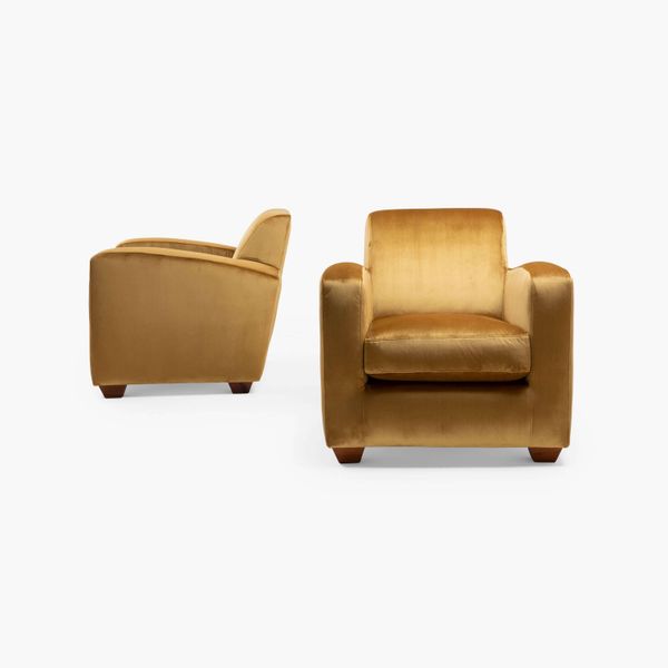 Pair of French Art Deco Club Chairs in Walnut Wood with Silk Velvet Upholstery, 1930s