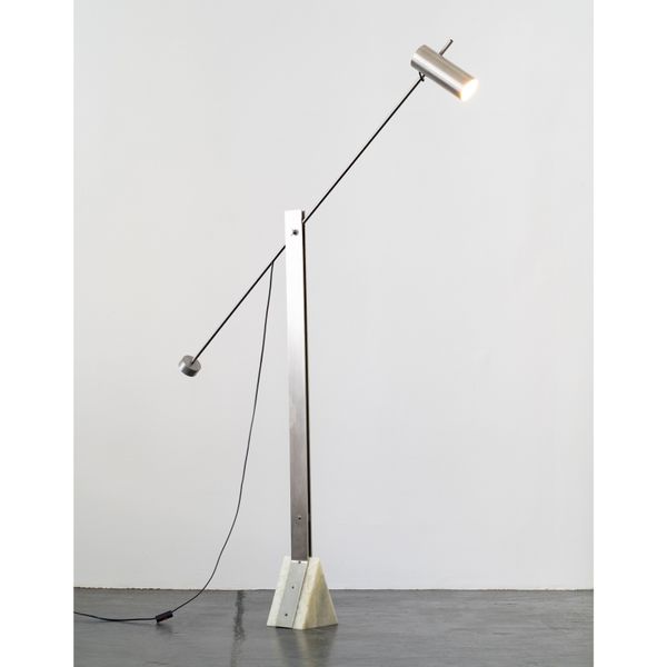 DN_S2502 Triangle Floor Lamp