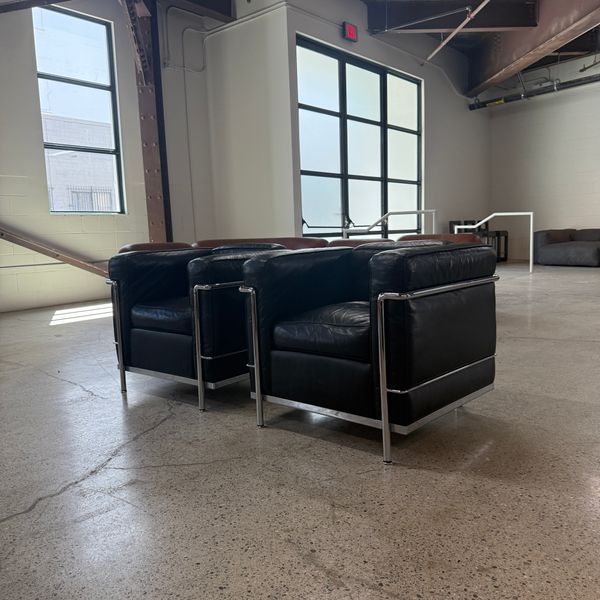 Le Corbusier LC2 Chairs