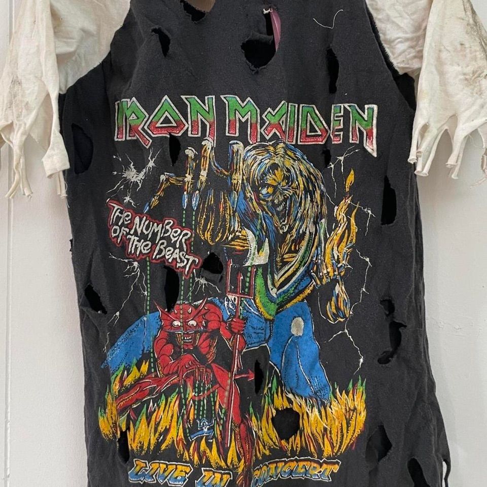 Vintage Iron Maiden Thrashed 1982 shops Shirt