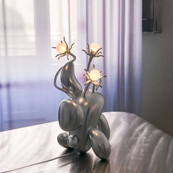 La Fleur Fanée Lamp, metal version