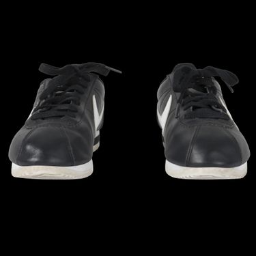 Nike Cortez Sneakers in Black