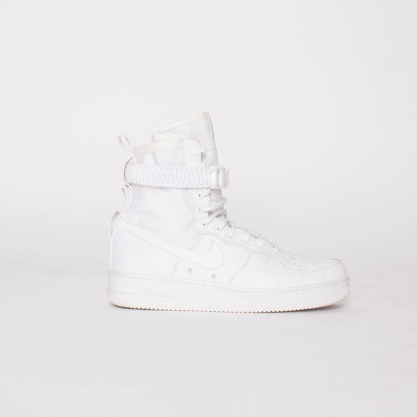 Nike SF Air Force 1 Sneakers in Triple White