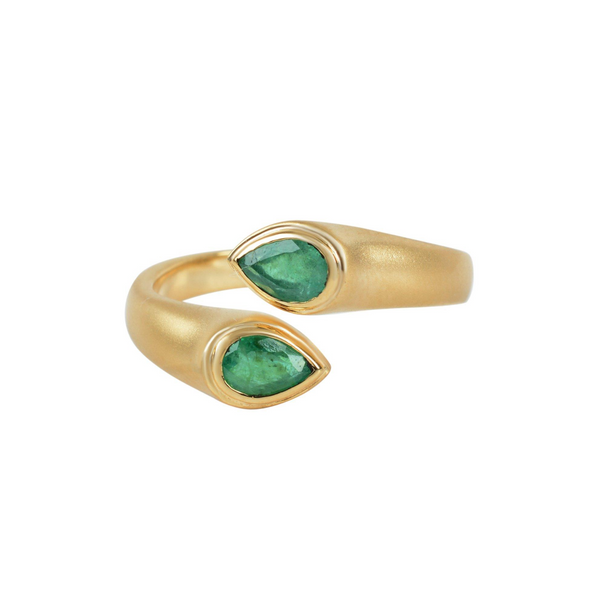 4k YG Emerald Ring