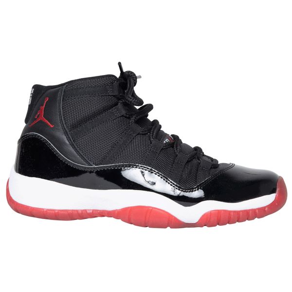 Bred AJ11 Sneakers