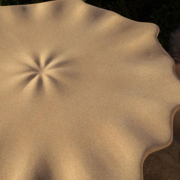 Lulia Table