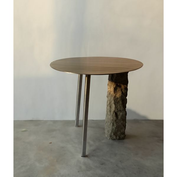 Fundamento Side Table 1
