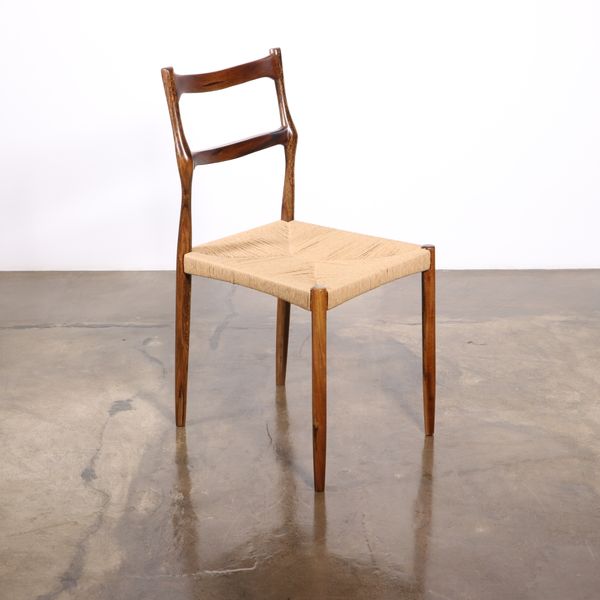 Liviana Chair