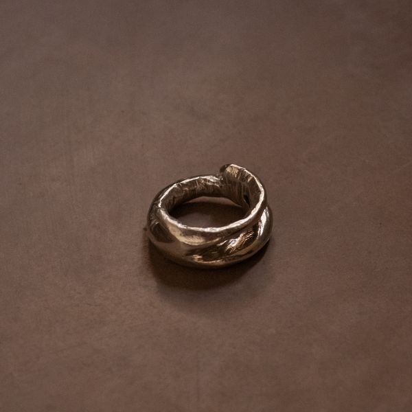 Broken Ring