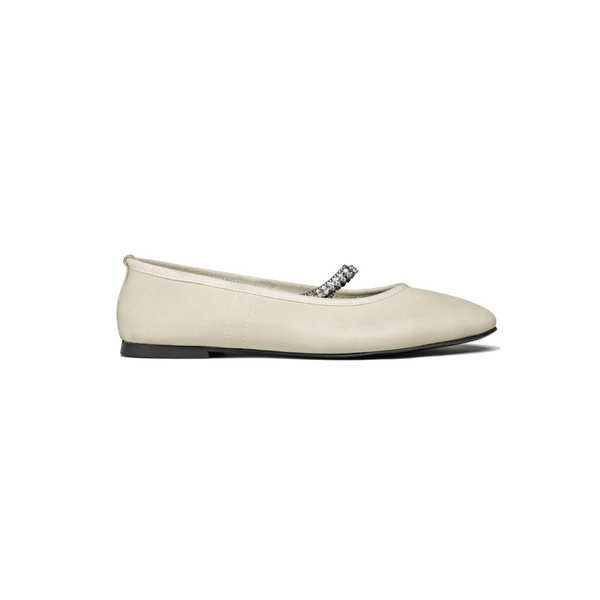 Juliette Chain in Off White Calfskin Leather