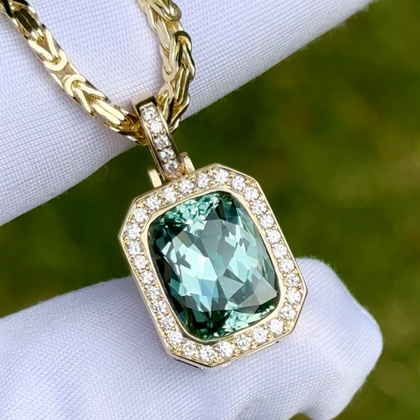 Aquamarine Atlas Pendant