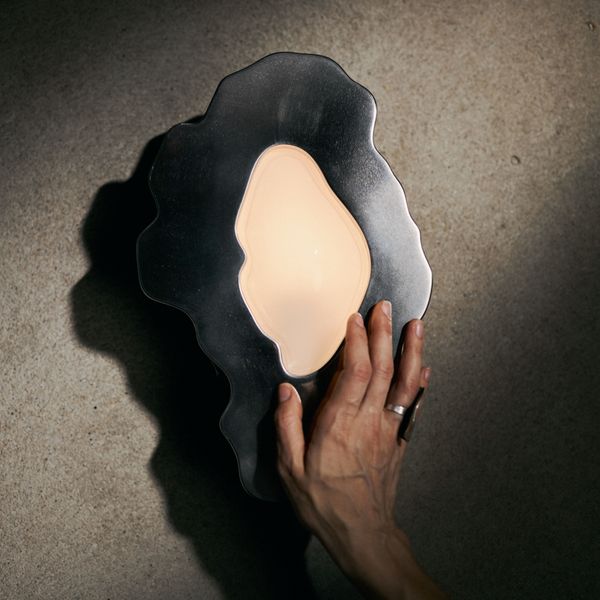 Glimpse Sconce