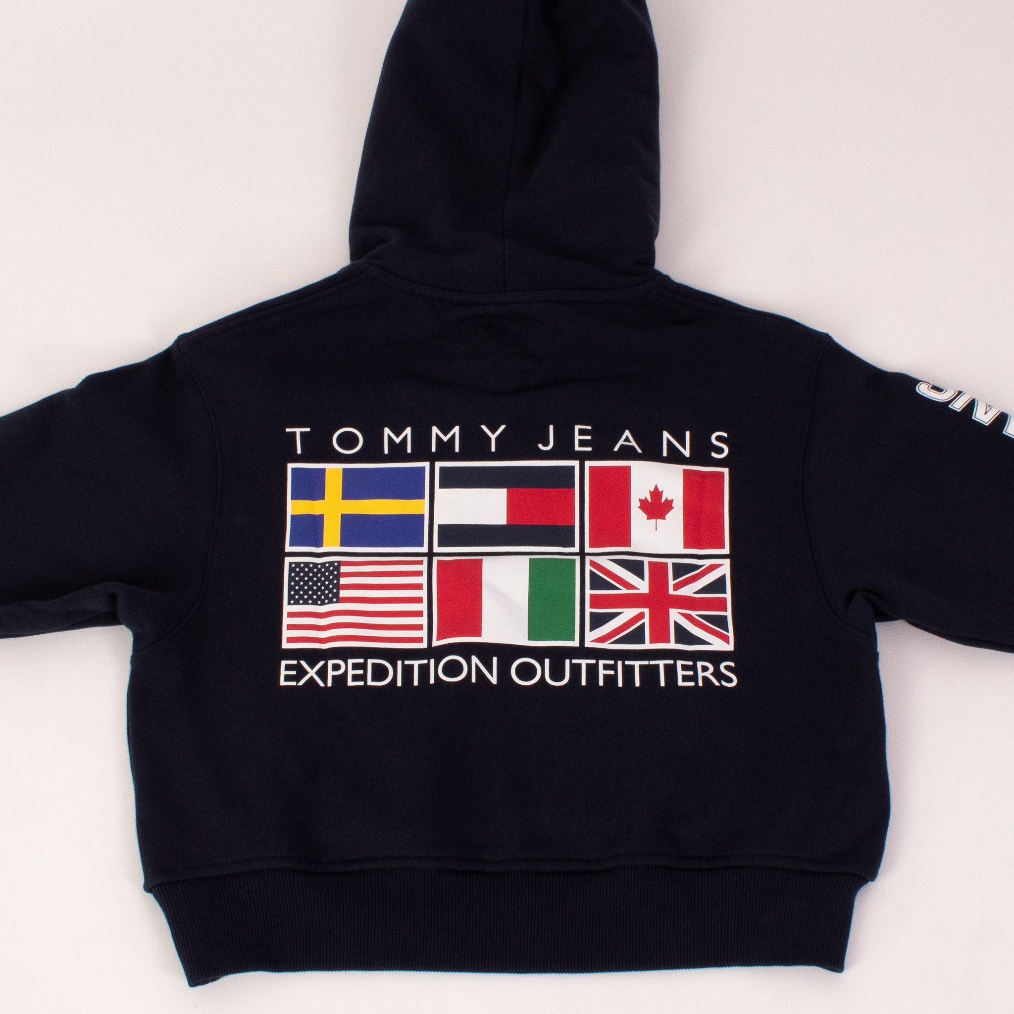 Tommy jeans on sale outdoors hoodie