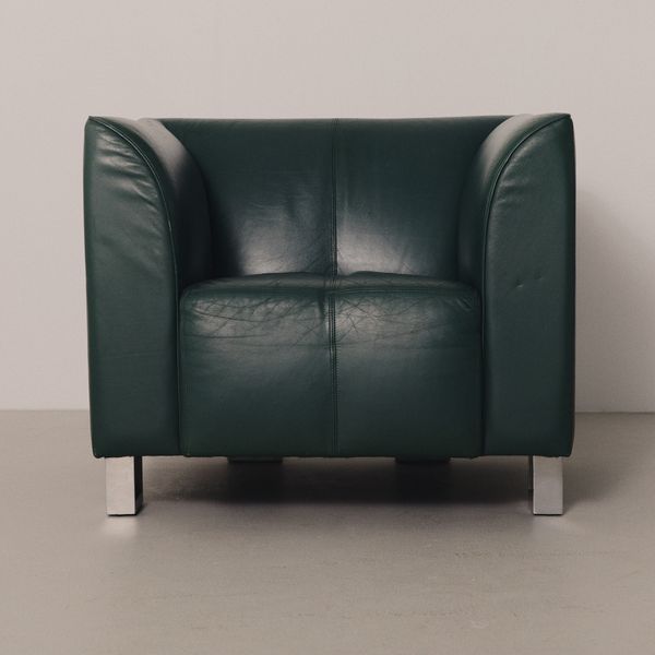 ISU Armchair by Shigeru Uchida