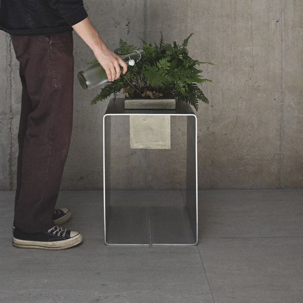 ST001-02 Planter/Side Table