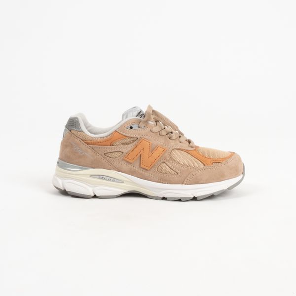 New Balance US 990 in Brown