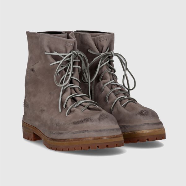 Nabuk Leather Laced Up Marathon Boot in Dusty Nude
