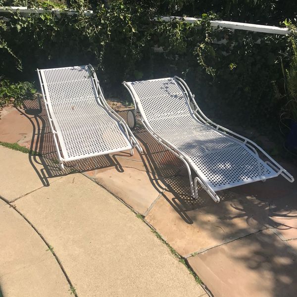 Set of 4 Pool Loungers