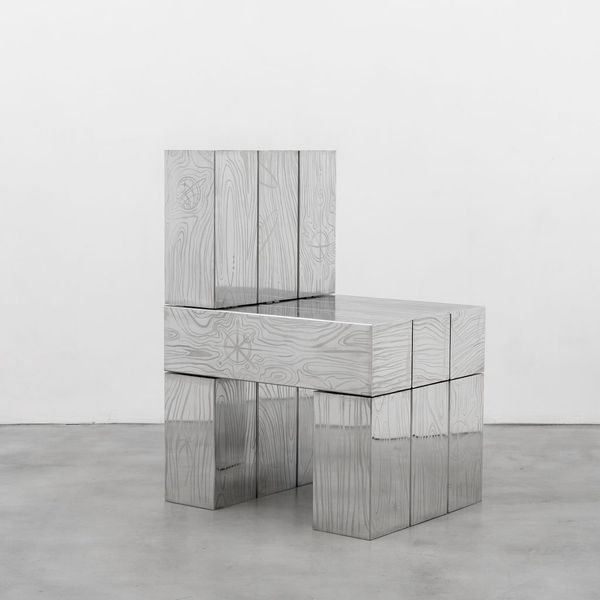 '511' Chair with Dr. Woo