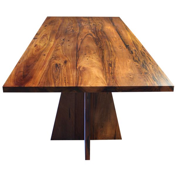 Luca Table