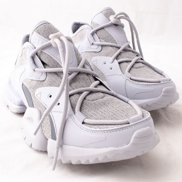 Reebok x SSENSE Exclusive Sneaker