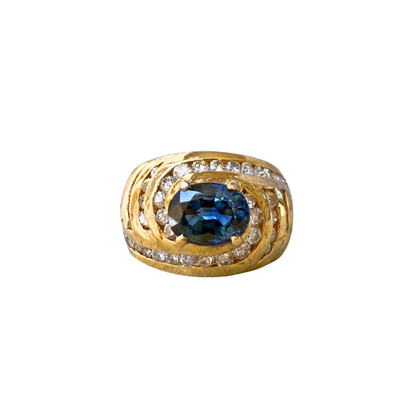 Vintage 18k Yellow Gold Oval Sapphire & Diamond Dome Ring