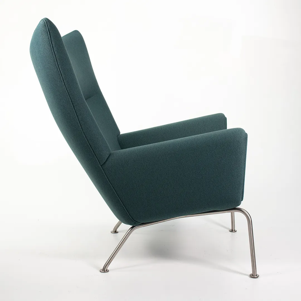 Dark Green Wing Lounge Chair by Hans Wegner for Carl Hansen, 2020