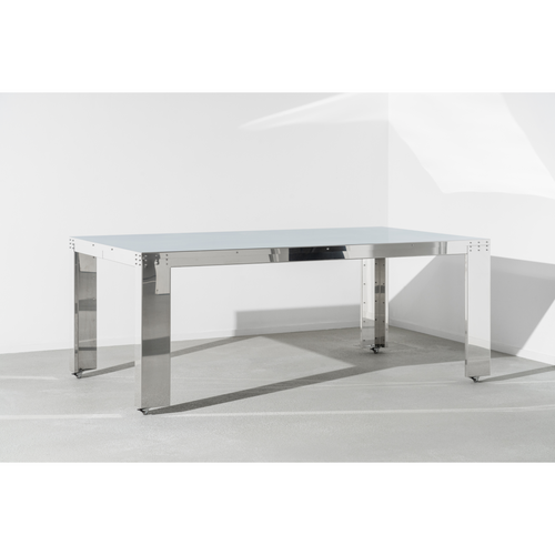 NM21 Table / Dining Table 