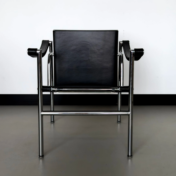 Le Corbusier, Pierre Jeanneret & Charlotte Perriand - LC1 Chair
