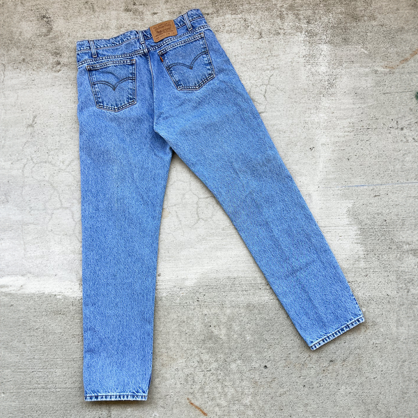 1990s Levi's Medium Wash Orange Tab 505