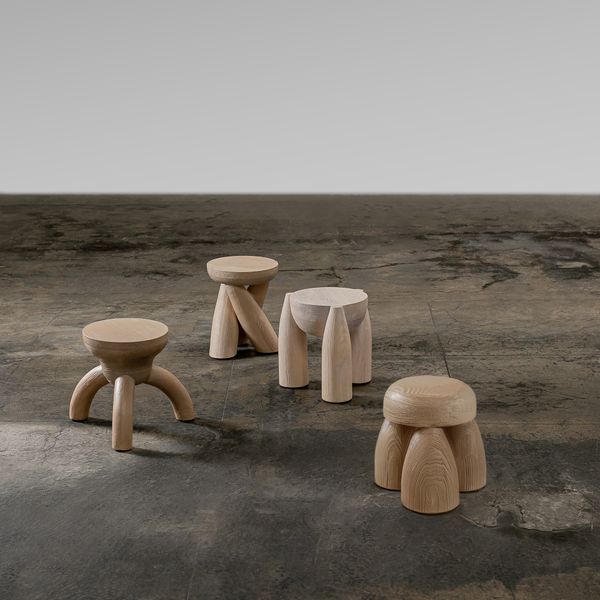 ELEMENTOS Set of Stools - Sandblasted Pine