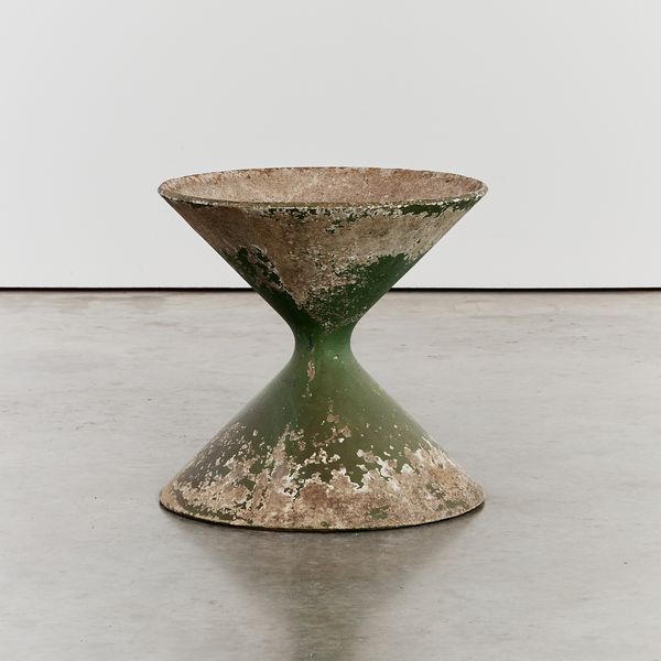 Diablo Planter by Willy Guhl