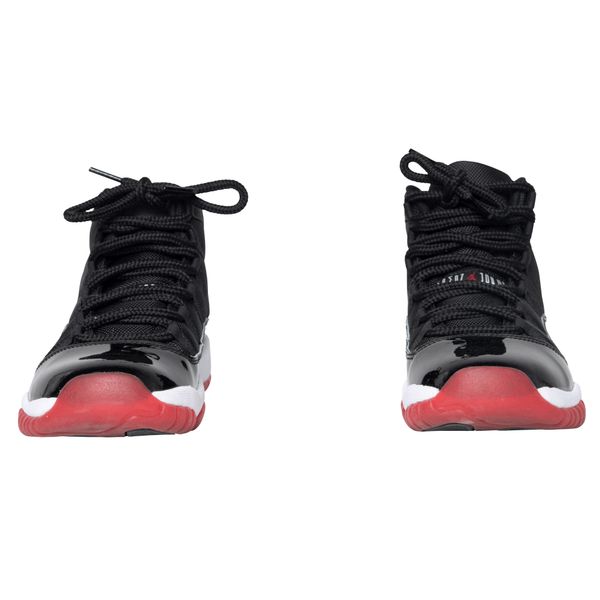 Bred AJ11 Sneakers