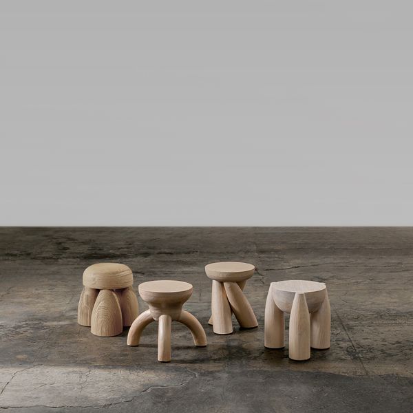 ELEMENTOS Set of Stools - Sandblasted Pine